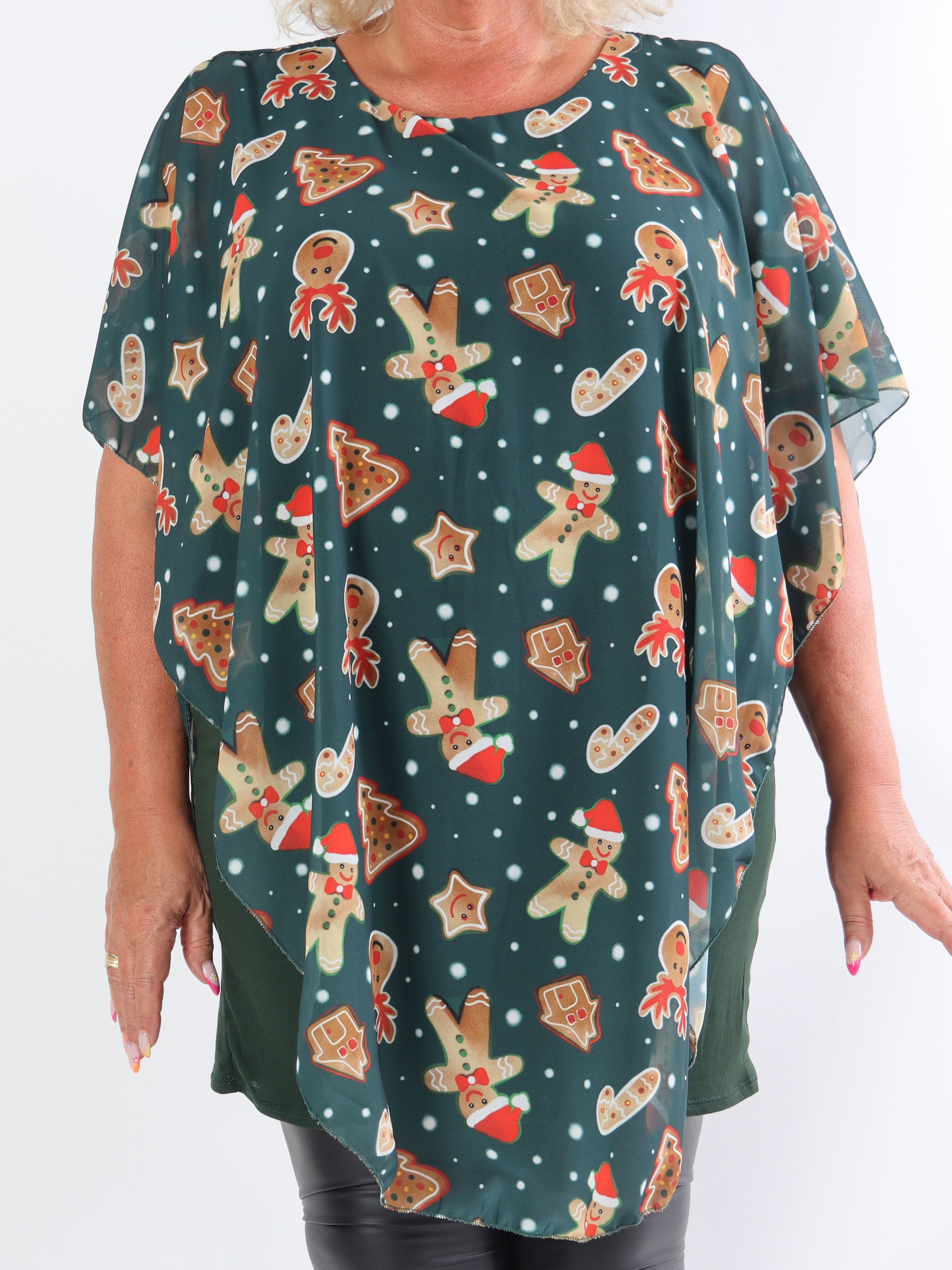 Kenya Gingerbread - Tunikaklänning i plus size med chiffonglager och jultryck